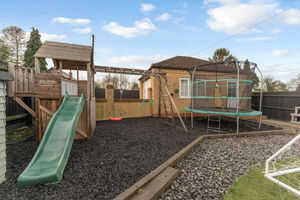 Photo 19- click for photo gallery